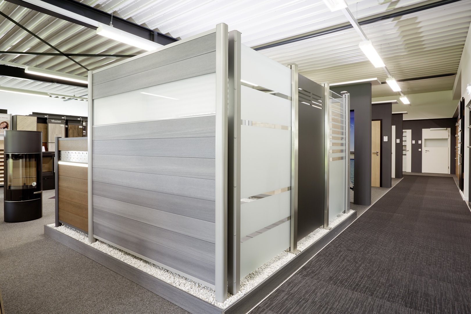 Sichtschutzzäune von Brügmann Traumgarten bei PP Holz & Raum Design in Geseke